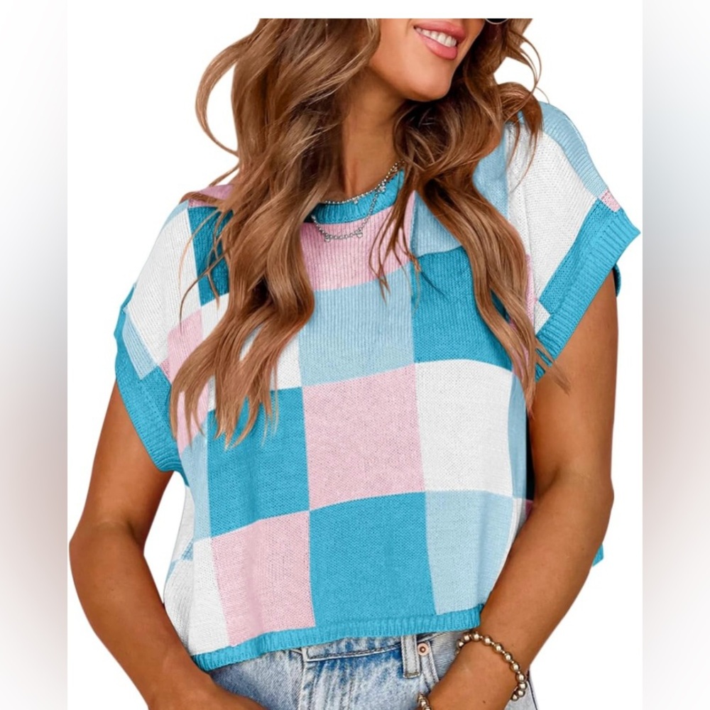Trending Pink & Blue Checkered Women's Cap Sleeve Cropped Top, size M. New